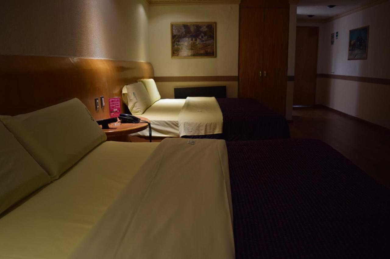 Hotel & Suites La Marquesa Toluca Exteriör bild