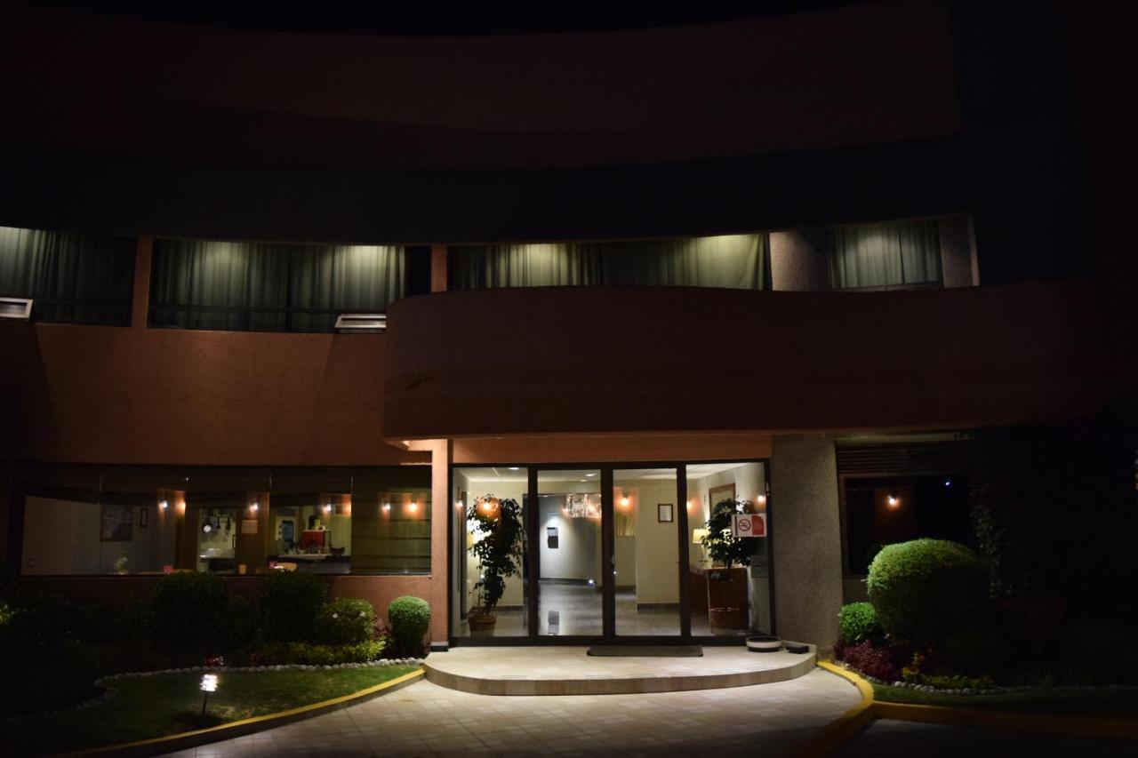Hotel & Suites La Marquesa Toluca Exteriör bild