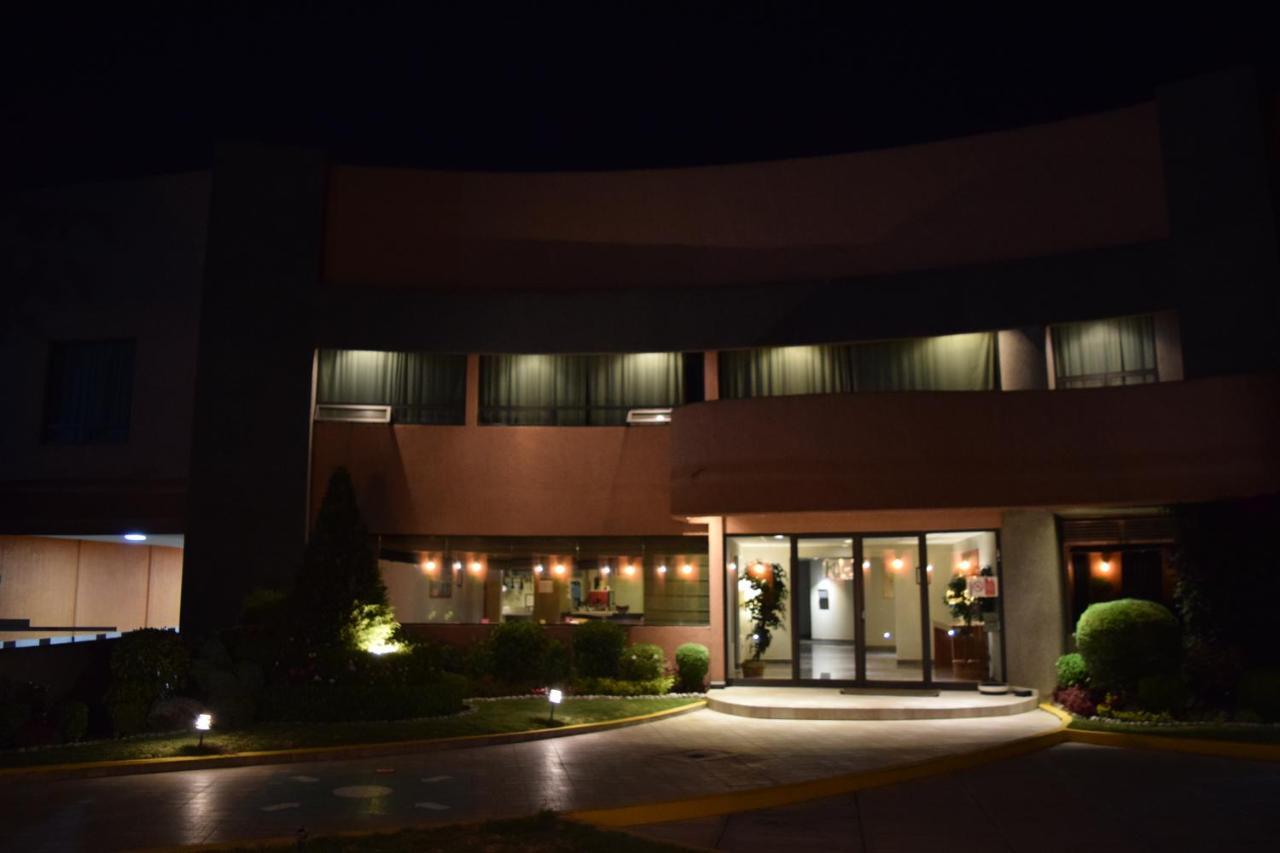 Hotel & Suites La Marquesa Toluca Exteriör bild