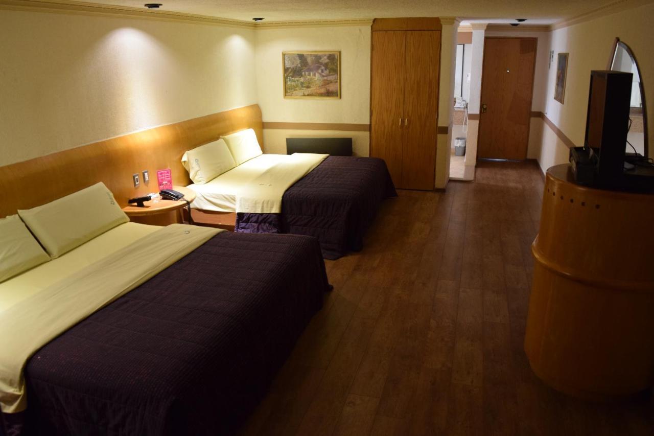 Hotel & Suites La Marquesa Toluca Exteriör bild